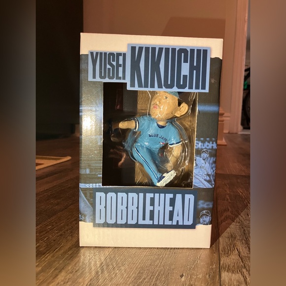 [SOLD] 🛑 Blue Jays Bobblehead — Yusei Kikuchi - Picture 5 of 6